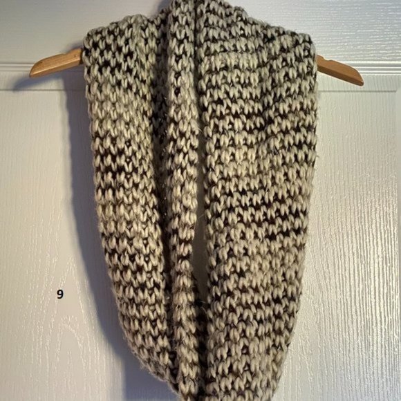 Any Scarf - $10 - Picture 10 of 10